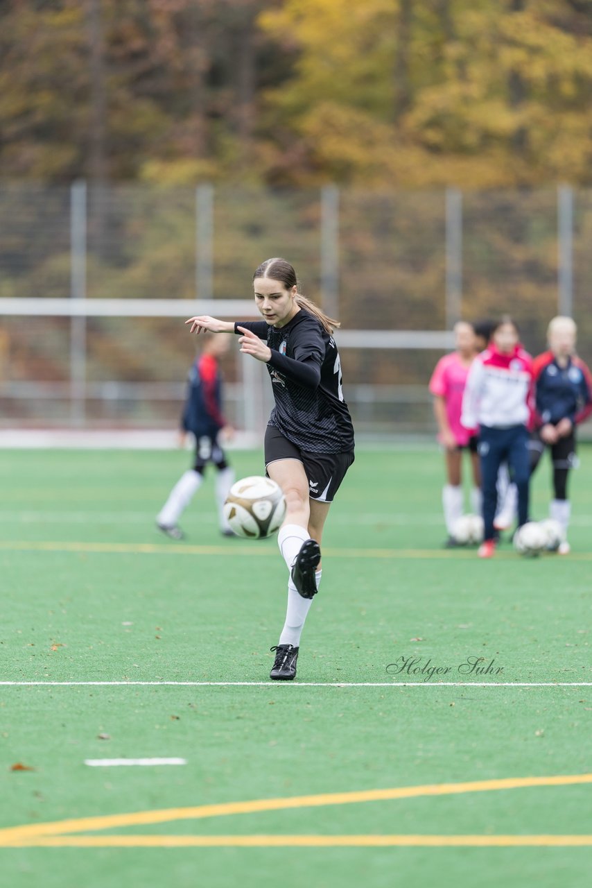 Bild 89 - wCJ VfL Pinneberg - Eimsbuettler TV : Ergebnis: 0:3